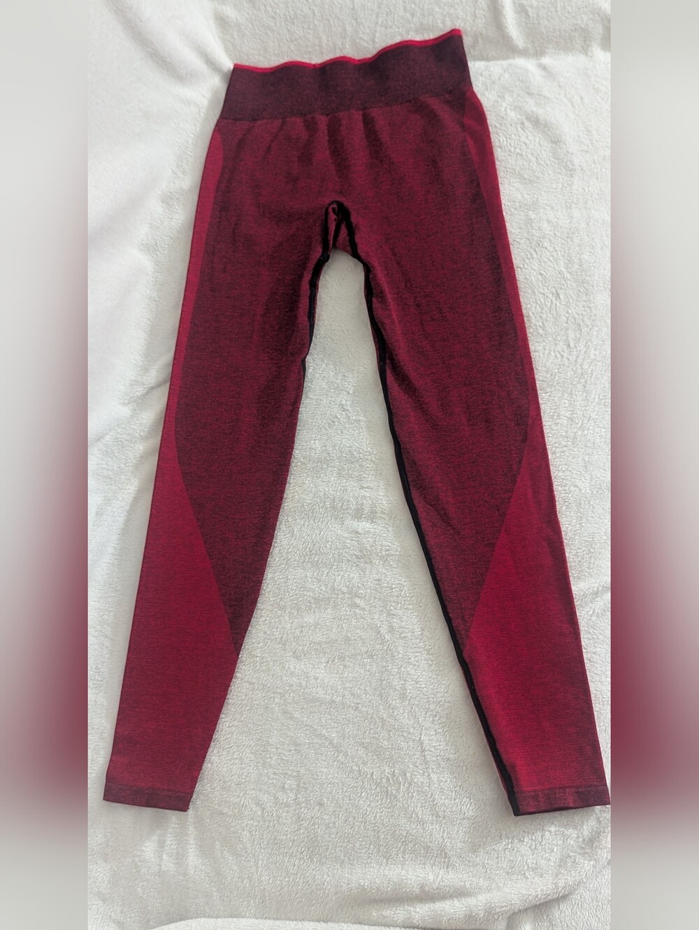 PINK Victorias Secret Red Seamless Athletic Yoga Workout Leggings Heart Butt XS